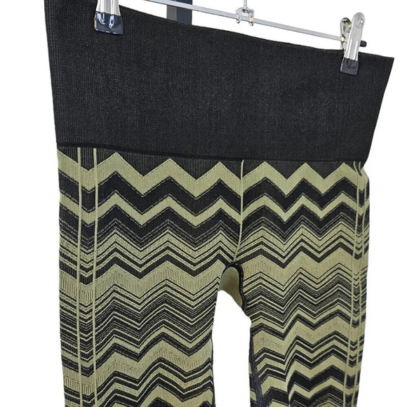 Lululemon Ebb To Street Pant Heathered Fatigue Green Size 6 Chevron Leggings - Picture 6 of 8